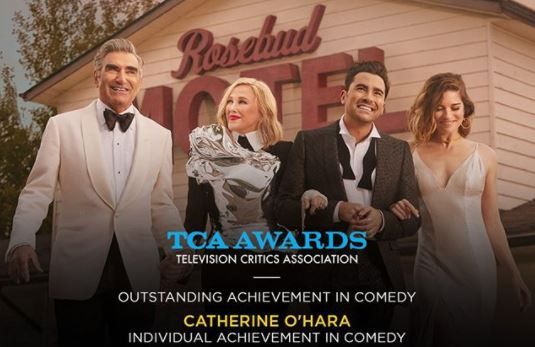 Schitt's Creek Borong Penghargaan Serial Komedi di Emmy Award 2020