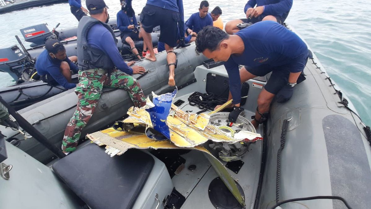 Update Pencarian CVR Black Box Sriwijaya Air SJ182: Tim SAR Temukan Cassing