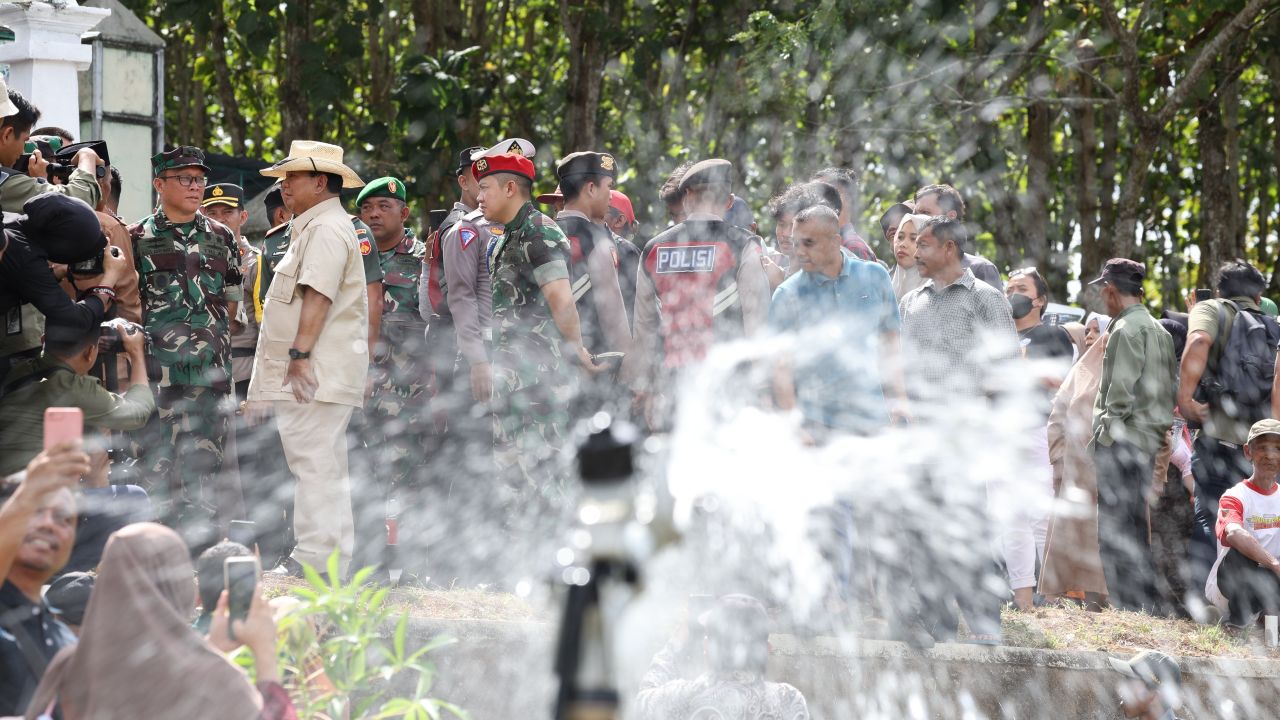 Beri Bantuan Sumber Air Bersih di Gunungkidul, Prabowo: Masyarakat Bisa Panen Tiga Kali