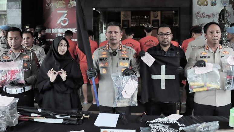 Polisi Tetapkan 7 Orang Tersangka Aksi Unjuk Rasa Ricuh di Kantor Arema FC Malang