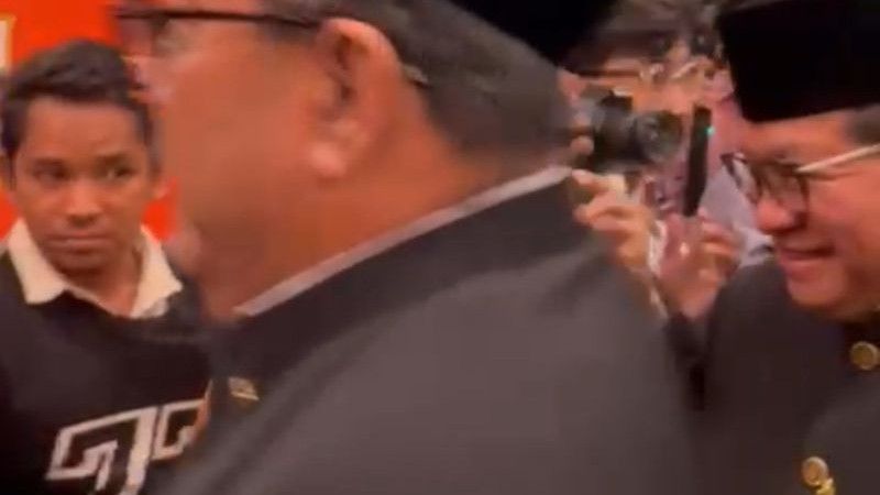 Beraninya Pencopet Beraksi di Samping Gubernur DKI Pramono Saat Malam Puncak Abang None