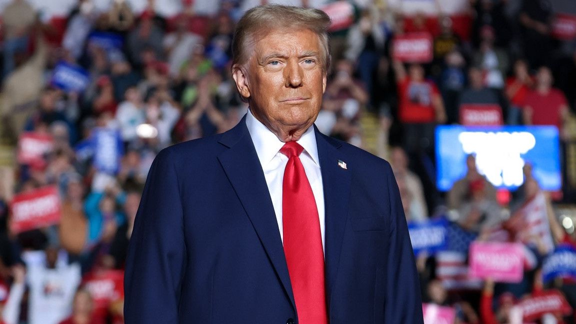 Aneh, Konstitusi Melarang tapi Trump Berhasrat Bentrok dengan Obama di Pilpres US 2028