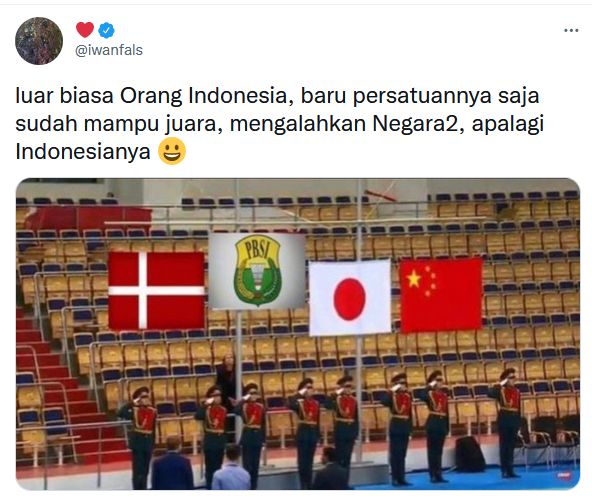 Bendera Indonesia tak dikibarkan (Foto: Twitter/@iwanfals)