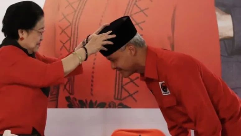 Pesan Megawati ke Relawan Ganjar: Persatuan Antara Parpol dan Rakyat Adalah Jalan Terbaik Menuju Kemenangan