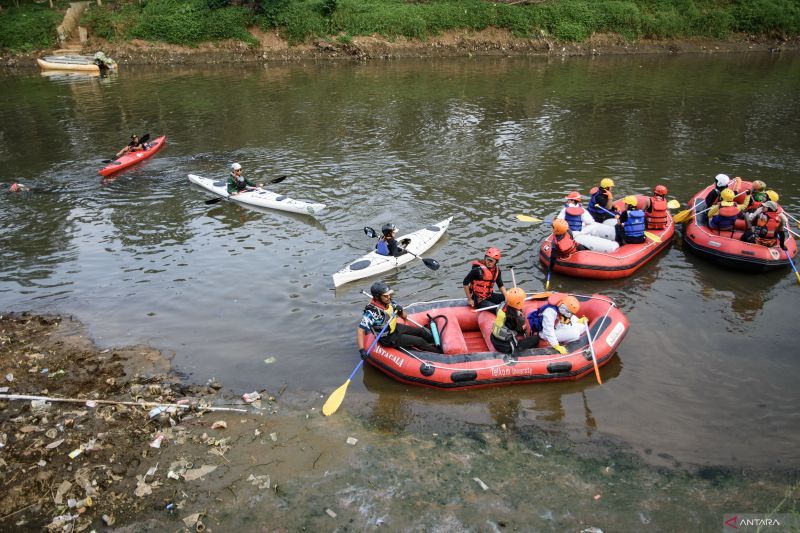 Kontaminasi Bahan Aktif Obat Ditemukan di Sungai Citarum, Paling Banyak Paracetamol dan Amoxilin