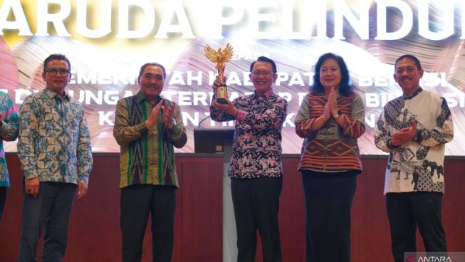 Kabupaten Bekasi Terima Penghargaan Garuda Pelindung Pertama di Indonesia