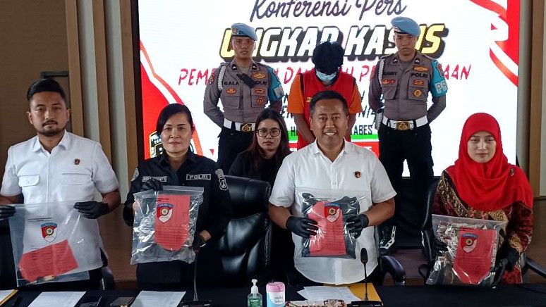 Merasa Sakit Hati Dimarahi Soal Keluarga, Seorang Pemuda di Surabaya Bunuh Ayah Kandungnya