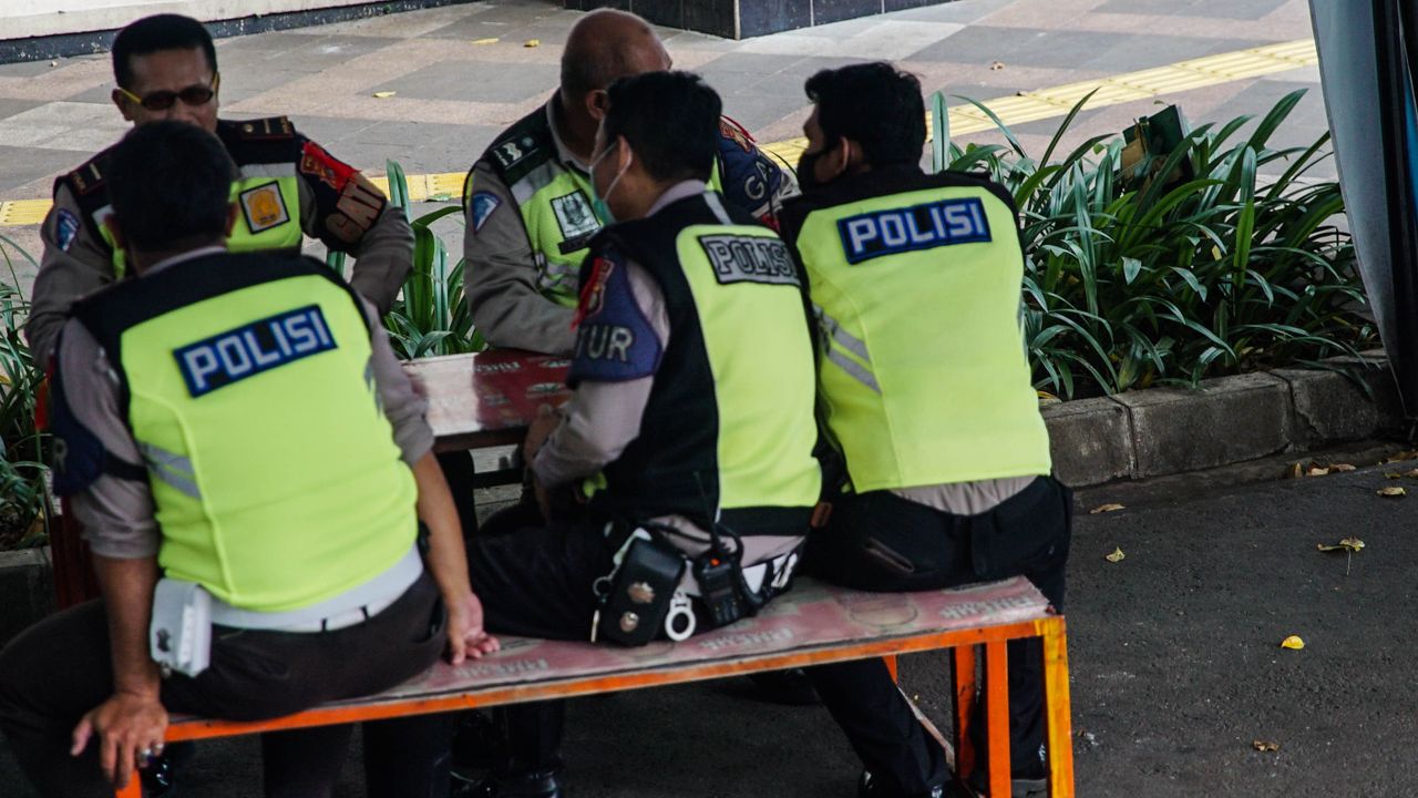 Penjarah Nyaman Beraksi di Rumah Sahroni, Polisi: Kami Kalah Jumlah