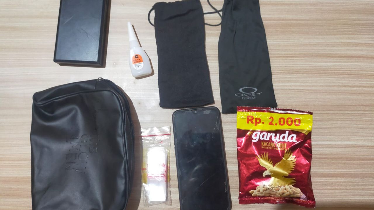 RK Ditangkap Polisi di Bandung Gara-Gara Edarkan Sabu dalam Kacang Kulit