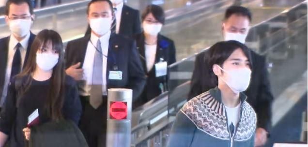 Mako dan Kei Komuro tiba di New York (Dok: YouTube/Kyodo News)