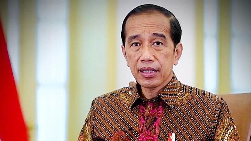 Jalan Rusak Parah di Kalimantan Timur, Orang Ini Pilih Lapor Jokowi, Keren Kan?