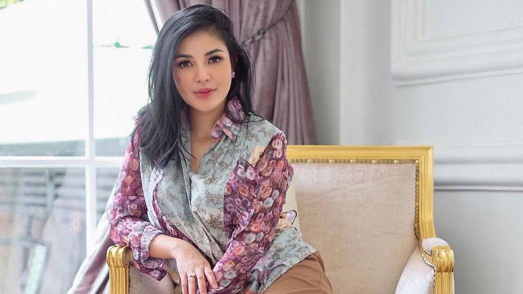 Jadi Korban KDRT dan Diselingkuhi Suami Sejak 2015, Ayah Nindy Ayunda Jatuh Sakit Hingga Meninggal