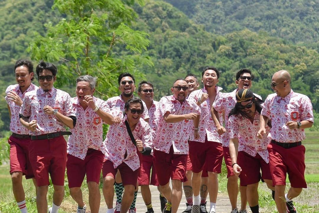 Kostum Pelajar (Instagram/theprediksi_)