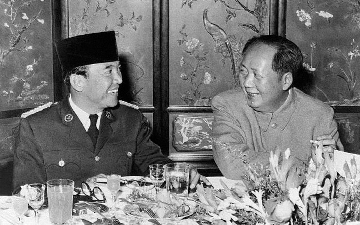 Bung Karno dan Mao Zedong