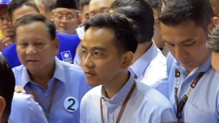 Gibran Minta Relawan Tak Perlu Klarifikasi Jika Ada Serangan dan Harap Tak Terlena Survei