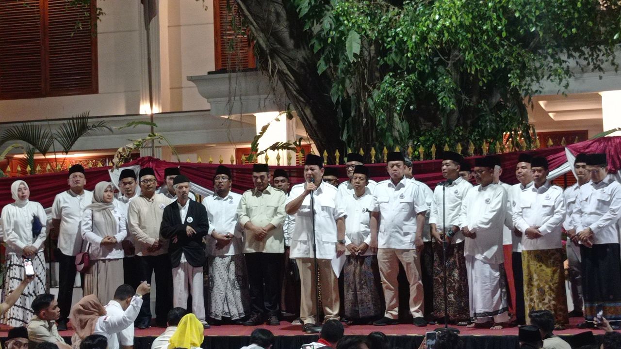 Prabowo Ingin Rakyat Indonesia Hidup Cukup, Tak Mau Hanya 'UMR, UMR, UMR'