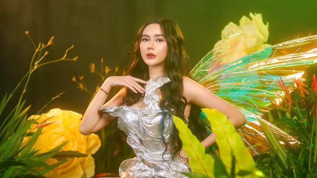 Dituduh Liburan Bareng Ridwan Kamil, Aura Kasih Bakal Lapor Polisi