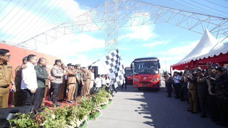 Bus Trans Andalan di Sulsel Diluncurkan, Melintasi Beberapa Kabupaten, Penumpang Digratiskan