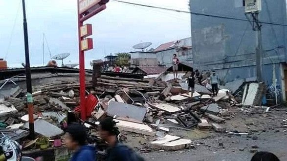 Dini Hari, Gempa Dangkal M6,2 Guncang Majene Sulawesi Barat