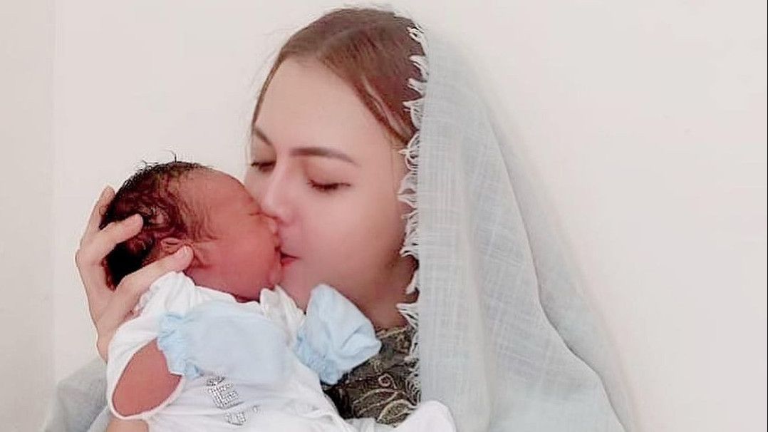 Alfath Fathier Tak Hadir Akikah Anak, Ratu Rizky Nabila: Biasa Kan Ya Lepas Tangan