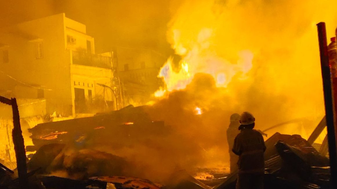 Sejumlah Rumah Dekat Asrama Brimob di Slipi Jakbar Kebakaran