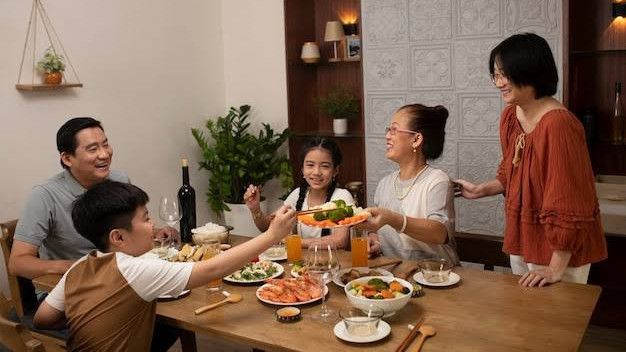 Pentingnya Gerakan Kembali ke Meja Makan, Wujudkan Keluarga Harmonis dan Berkualitas