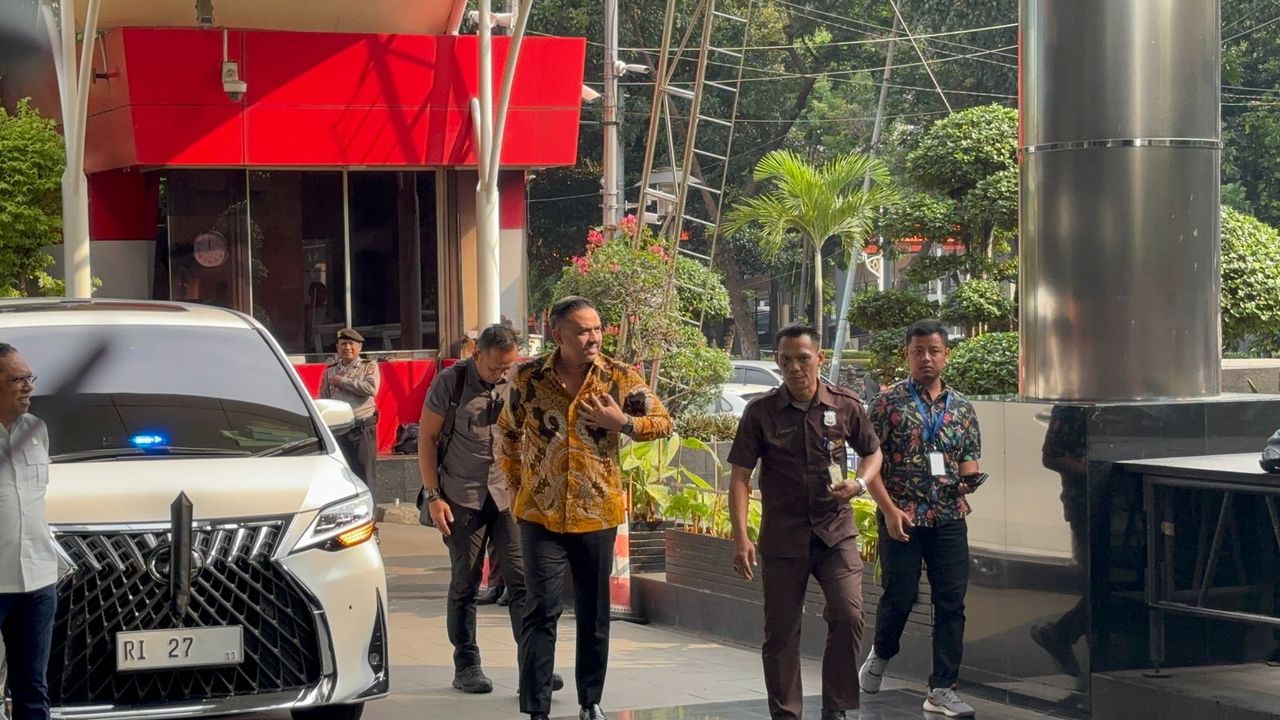 Sambangi KPK, Menteri UMKM Bakal Klarifikasi Soal Surat Kunjungan Istri ke Eropa