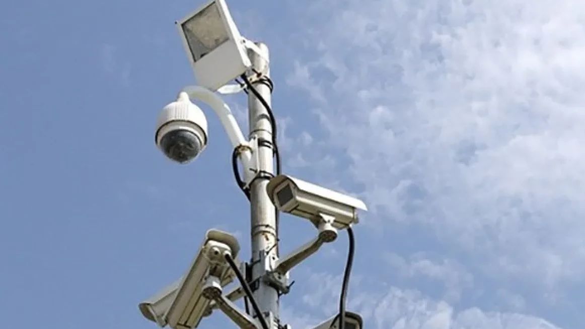 Pemprov DKI Pasang100 CCTV Baru di Taman hingga Rawan Banjir