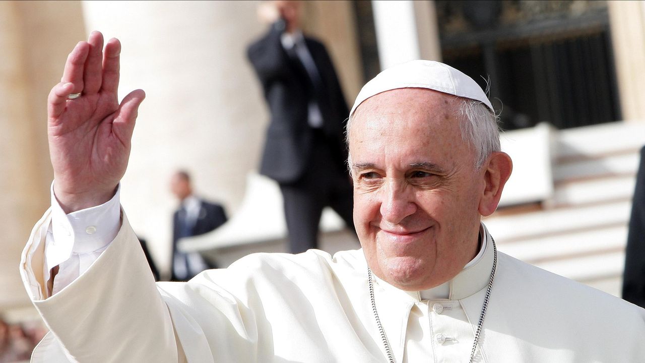 Kondisi Kesehatan Memburuk, Paus Fransiskus Jalani Operasi Hernia di Roma