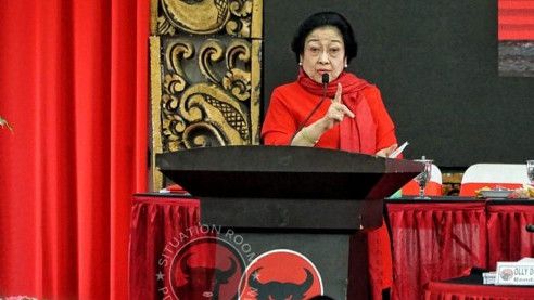 Pesan Selamat Idulfitri dari Megawati: Temuilah Masyarakat, Turunlah ke Bawah