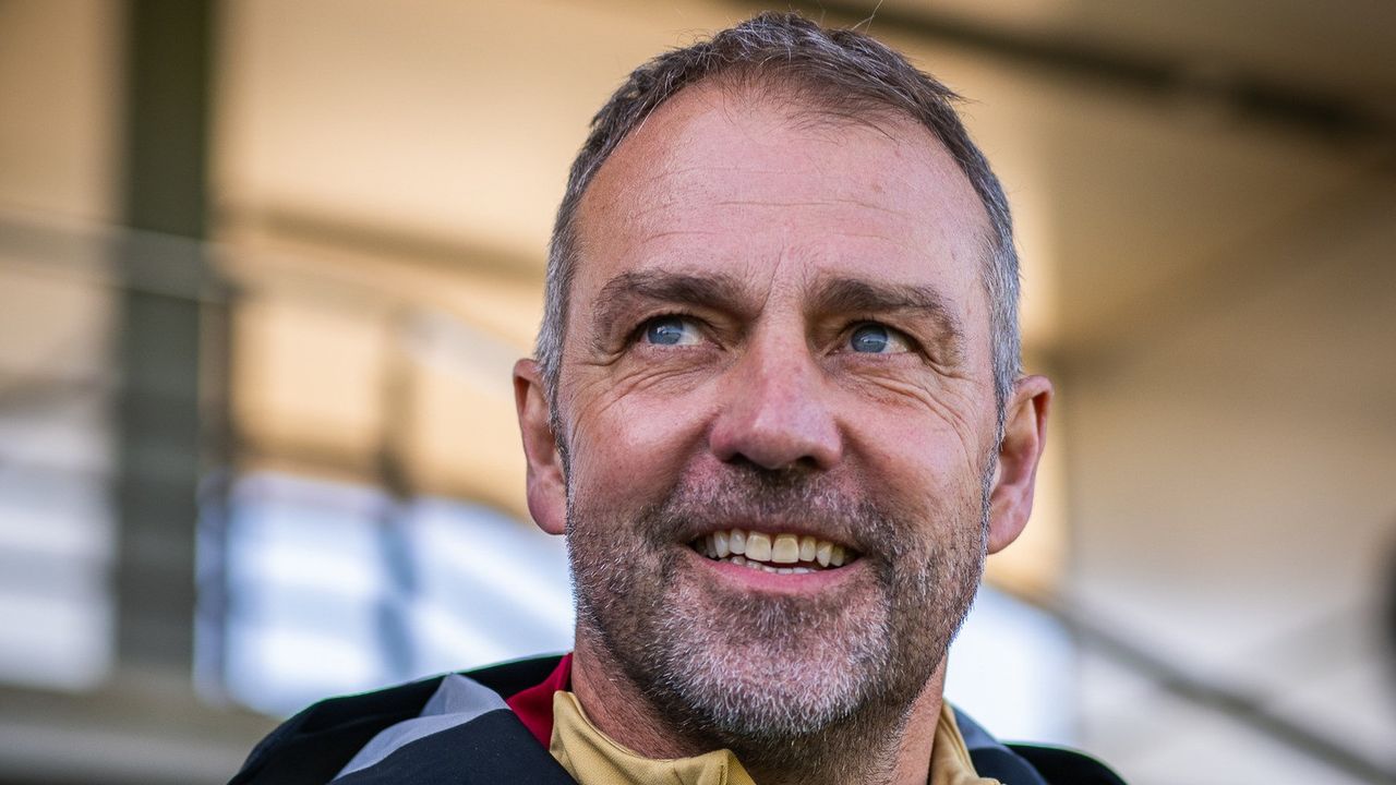 Pesan Penting Flick untuk Anak Asuhnya Jelang Bentrok Inter Milan