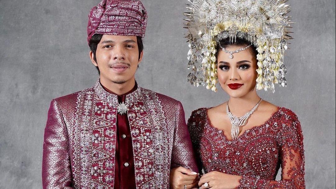Terawang Pernikahan Atta Aurel, Ramalan Titisan Nyai Ratu Kidul: Kebahagiaan Belum Sempurna, Ada yang Mengganjal