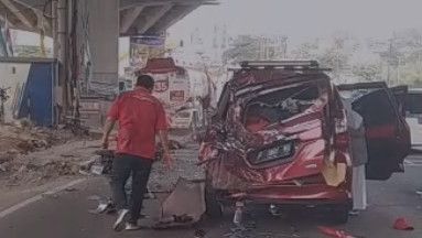 Viral Kecelakaan Maut Truk Pertamina di Cibubur Seruduk Pemotor, Korban Salah Satunya Diduga Anggota TNI