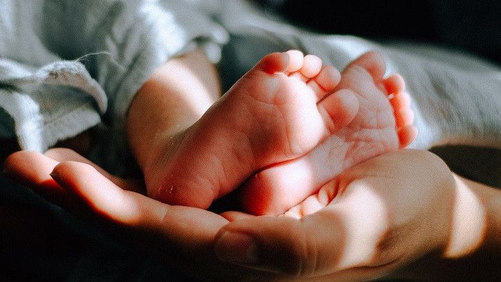 Rentan Terkena Ruam Kulit, Tips Atasi Ruam Kemerahan Pada Kulit Bayi Menurut Dokter Spesialis Anak