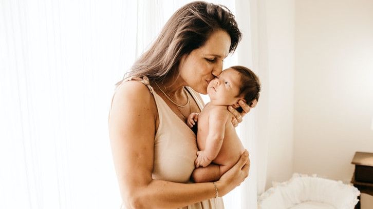 Cara Mudah Turunkan Berat Badan Pasca Melahirkan, Dijamin Aman Bagi Ibu Menyusui