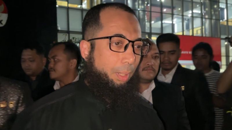 KPK: Khalid Basalamah Berangkat Haji Pakai Kuota Khusus Bermasalah