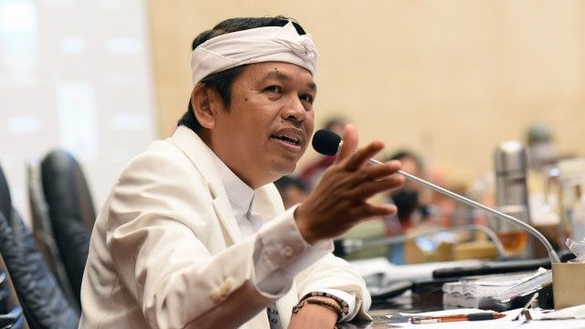 Kritik Kementerian Kehutanan, Dedi Mulyadi: Malu Sama Harimau yang Halangi Ekskavator!