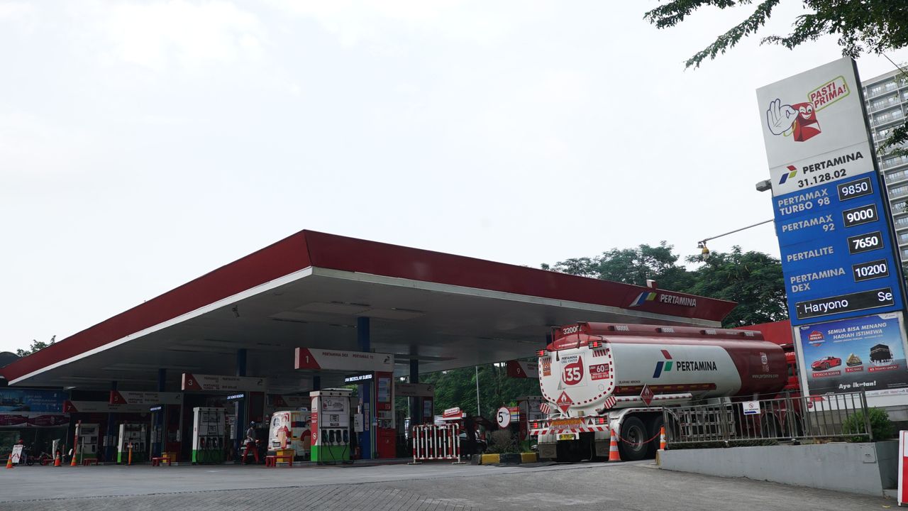 Etanol Impor untuk Campuran BBM Berpeluang Banjiri Negeri, Bahlil Kena Sentil