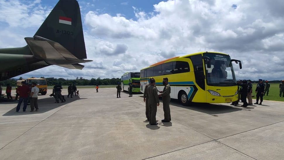 50 Napi Bandar Narkoba Asal Aceh Pindah ke Lapas Nusakambangan Diangkut Hercules