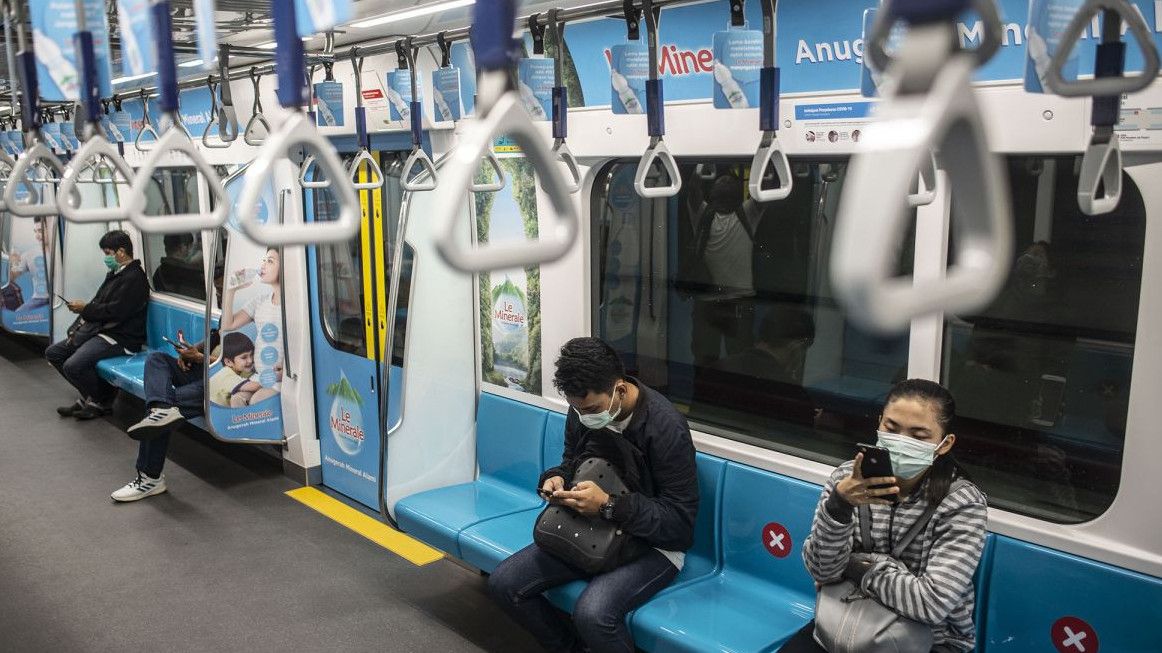 Simak Aturan Berbuka Puasa Saat di MRT Jakarta
