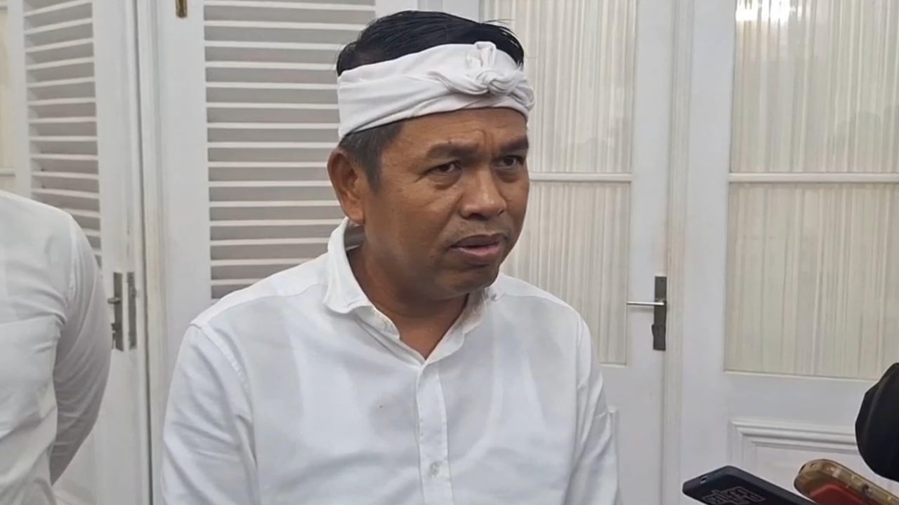 Bukan Datangi Pendemo, Dedi Mulyadi Tanggapi Demo Study Tour dengan Konten Medsos