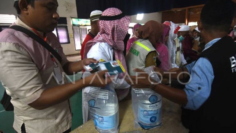 Air Zamzam Tambahan untuk Jamaah Telah Dikirim ke Indonesia Sebanyak 90 Ribu Galon