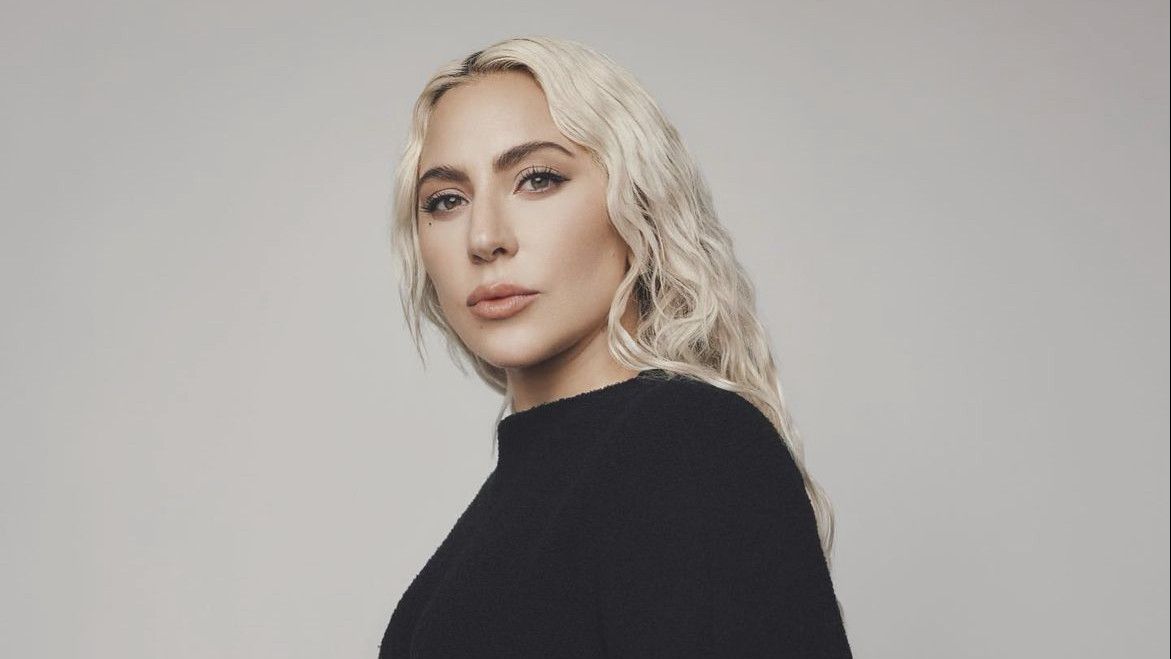 Lady Gaga Ngaku Sudah Bertunangan dengan Michael Polansky