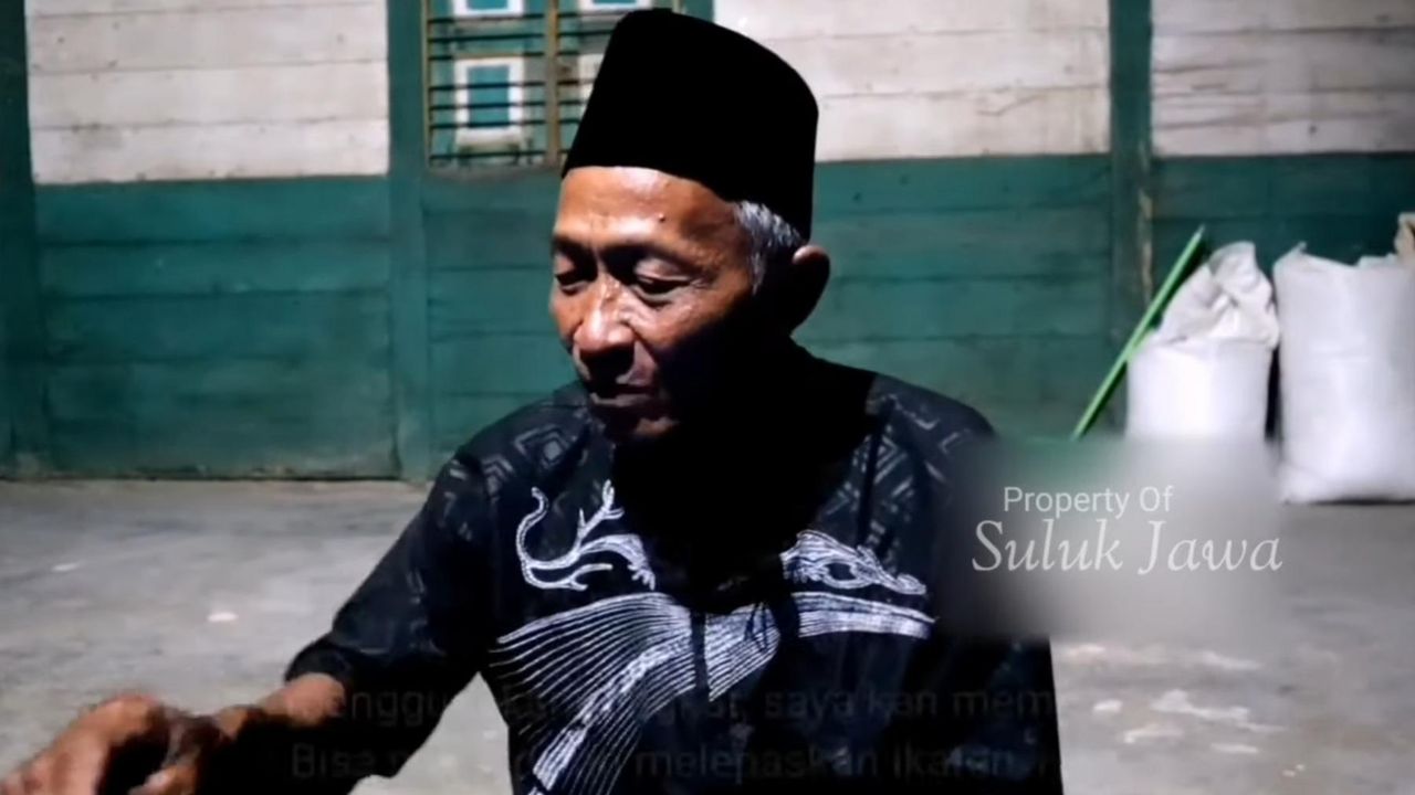 Kakek ahli spiritual (Foto: YouTube/Suluk Jawa) 