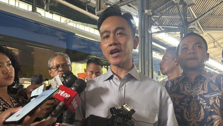 DPR Usul Agar KAI Sediakan Gerbong Khusus Perokok, Gibran: Ruang Laktasi Bayi Lebih Utama