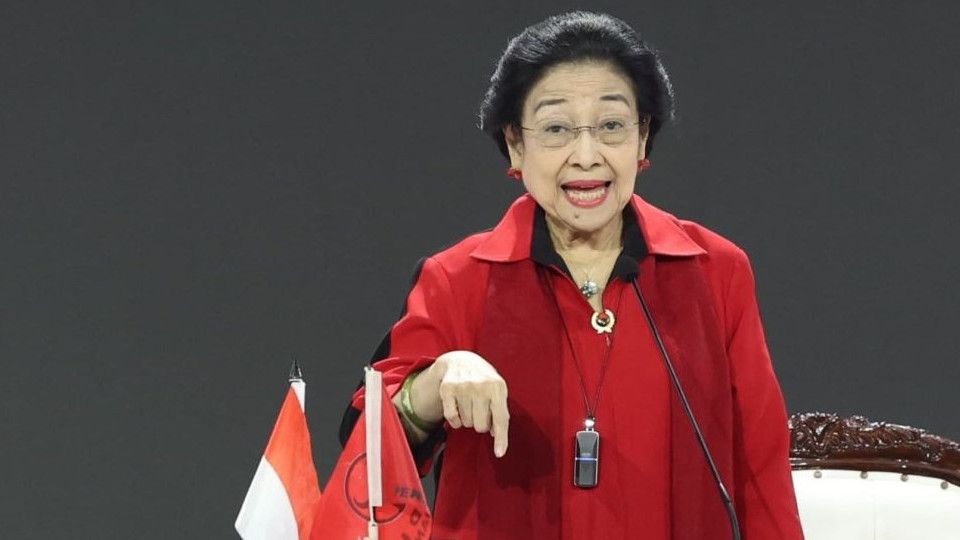 Apa Megawati Bakal Terus Bantu Prabowo Meski PDIP Tak Dapat Apa-Apa di Kabinet?