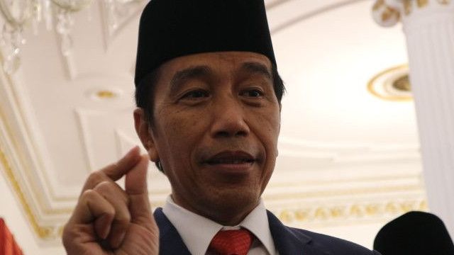 Tak Ada Pesan Khusus untuk Azwar Anas, Jokowi: Beliau Sangat Ngerti Apa yang Harus Dilakukan