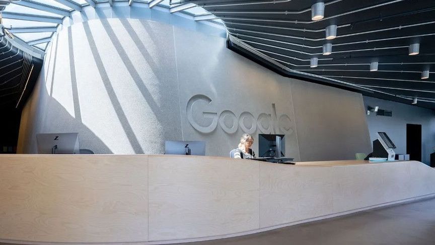 Tertarik Gunakan Kecerdasan Buatan, CEO Google Wacanakan PHK Karyawan Tahun Ini