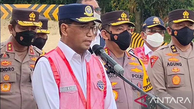 Menhub Budi Karya Sebut Baru 40 Persen Kendaraan Balik ke Pulau Jawa dari Sumatera