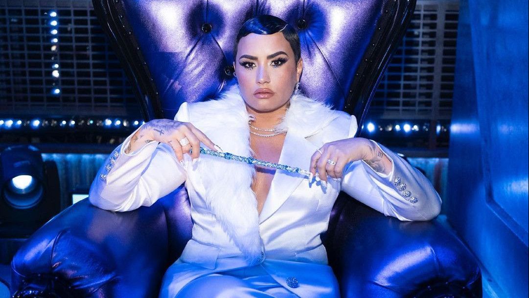 Putuskan Jadi Non Biner, Demi Lovato Unggah Pernyataan Soal Orang yang Salah Menyebutkan Gendernya